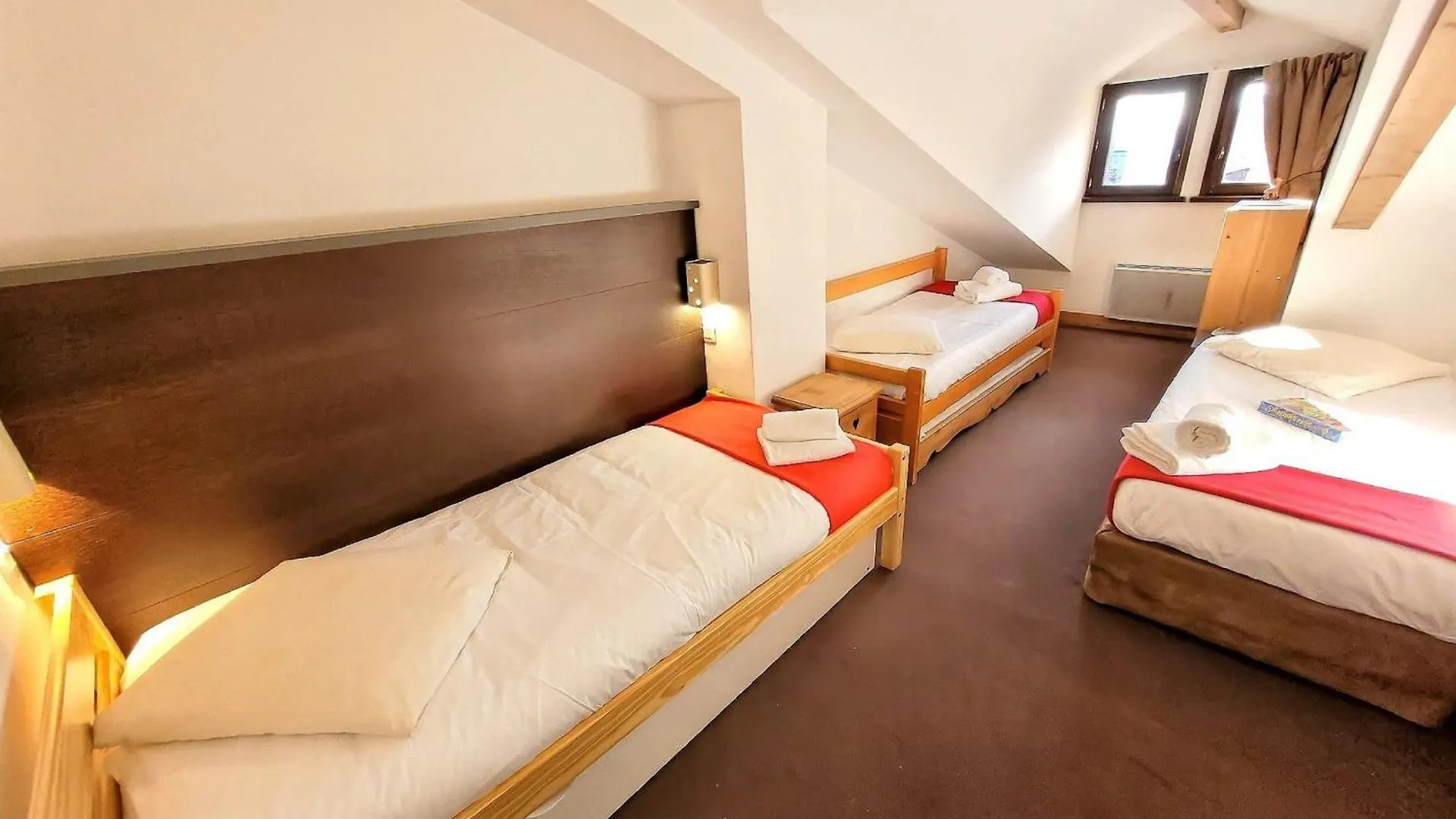 Bel Appartement 3 Chambres Avec Balcon & Parking Aux Gets - Fr-1-598-182 Les Gets 0*,